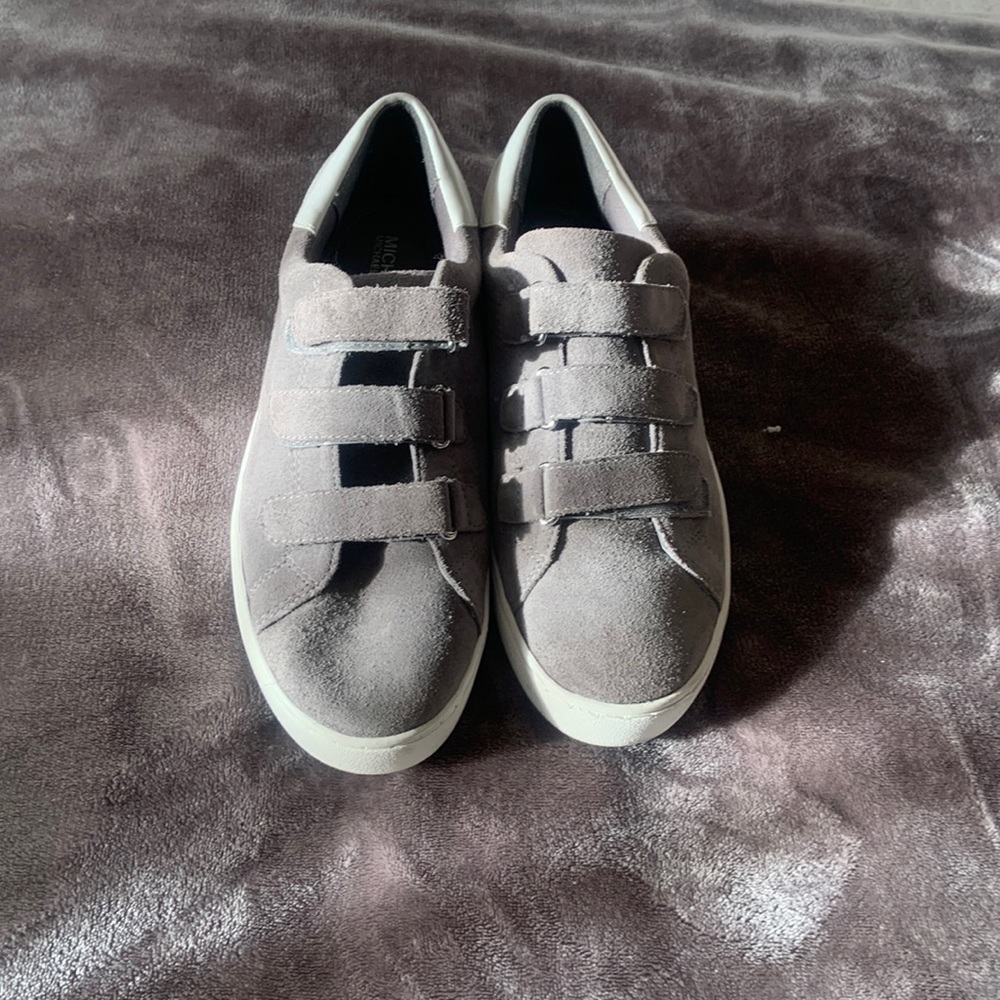 Michael Kors Grey Sneakers Sz 9 M XC